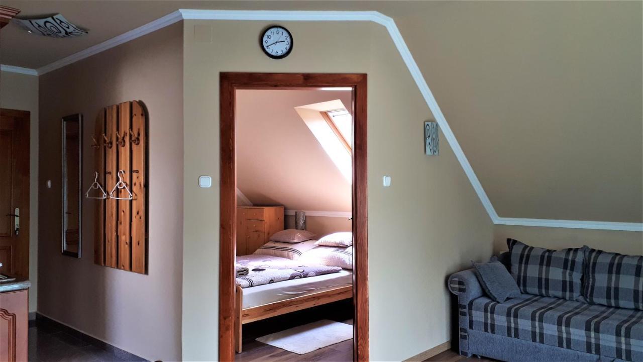 Nefelejcs Fagyizó és Apartmanház Kistolmacs Exterior foto